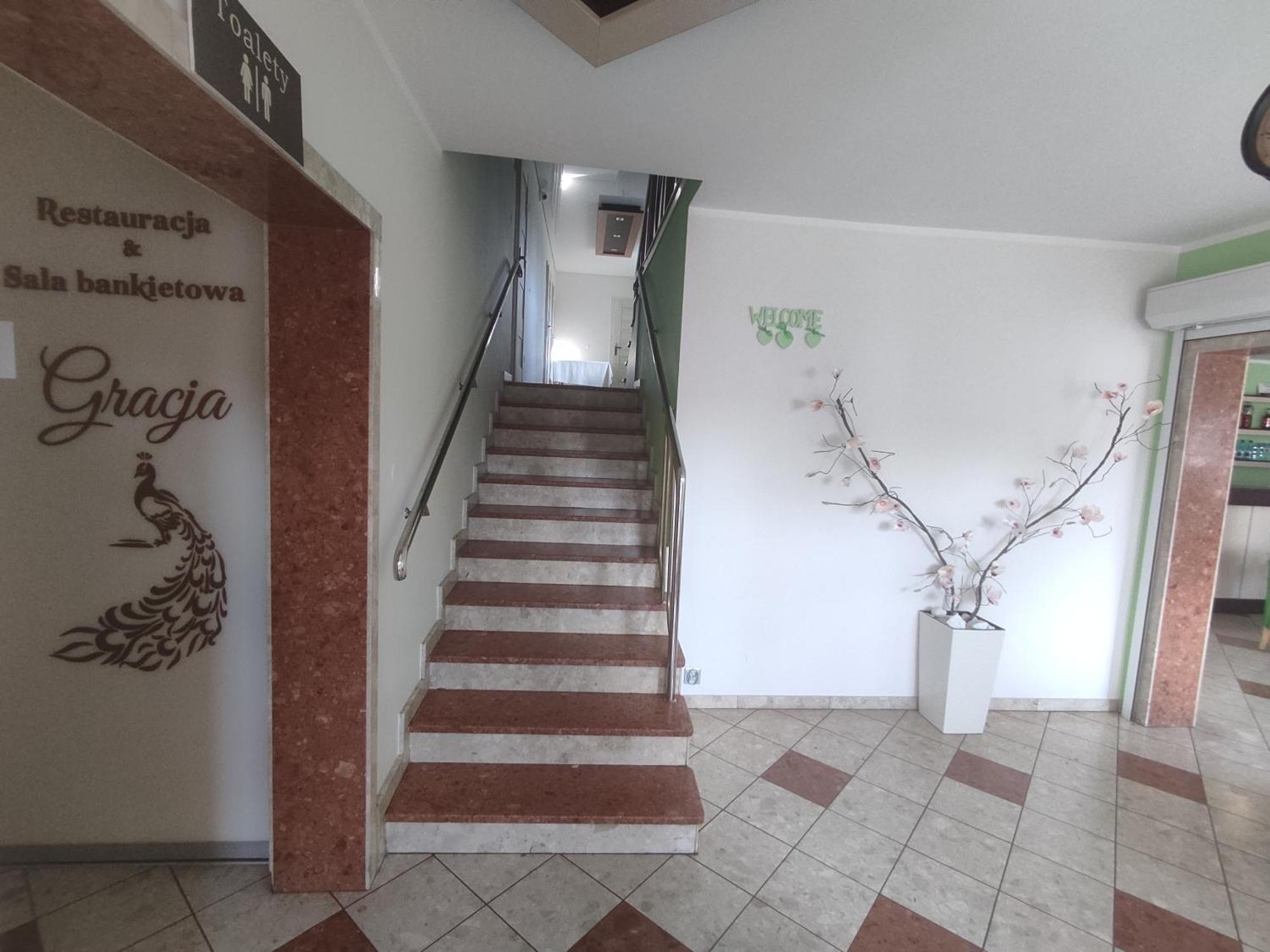 Noclegi I Restauracja Gracja Bełchatów Dış mekan fotoğraf